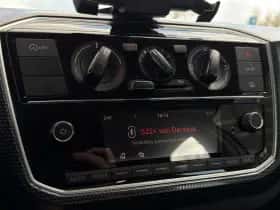 Volkswagen Up! (2023) thumbnail 16