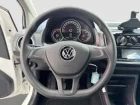 Volkswagen Up! (2023) thumbnail 10