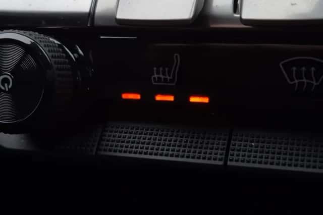 Peugeot 3008 (2023) thumbnail 23
