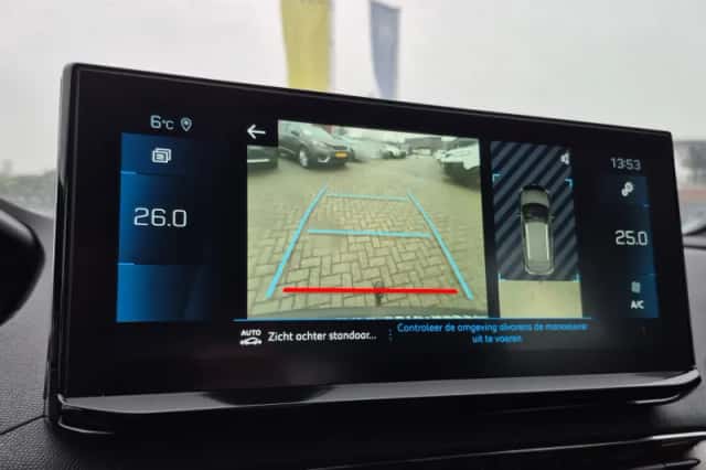 Peugeot 3008 (2023) thumbnail 29