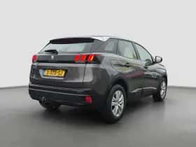 Peugeot 3008 (2023) thumbnail 4