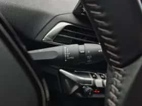 Peugeot 3008 (2023) thumbnail 33