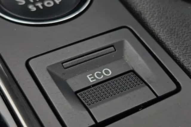 Peugeot 3008 (2023) thumbnail 35