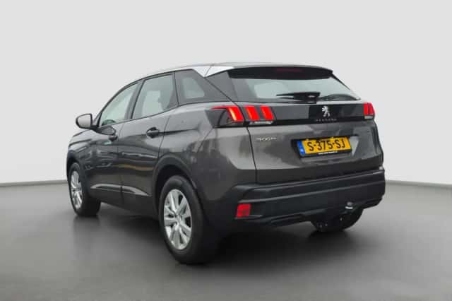 Peugeot 3008 (2023) thumbnail 8