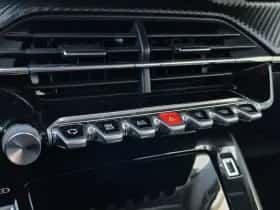 Peugeot 2008 (2021) thumbnail 20