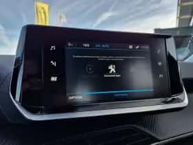 Peugeot 2008 (2021) thumbnail 21