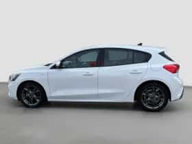 Ford Focus (2021) thumbnail 3