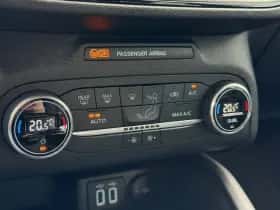 Ford Focus (2021) thumbnail 23
