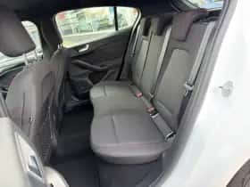 Ford Focus (2021) thumbnail 32