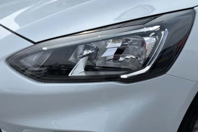 Ford Focus (2021) thumbnail 35