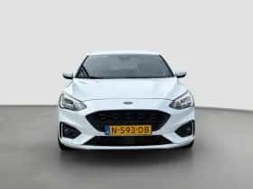 Ford Focus (2021) thumbnail 5