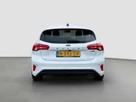 Ford Focus (2021) thumbnail 6