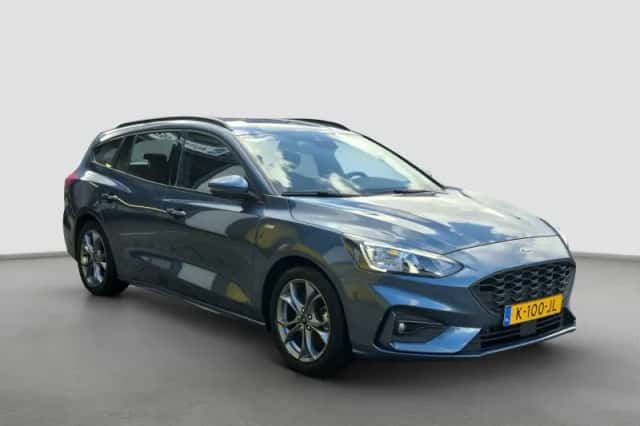 Ford Focus (2020) thumbnail 2