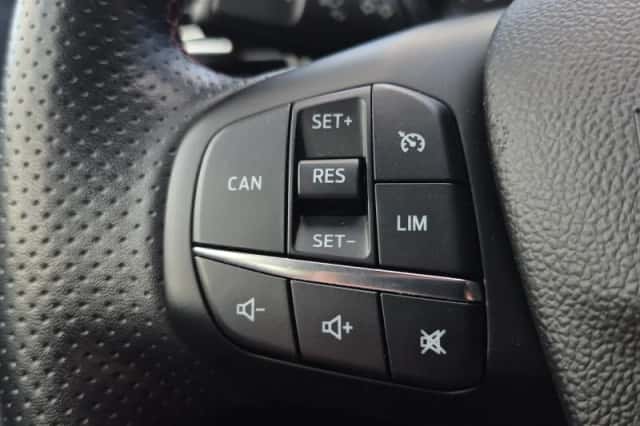 Ford Focus (2020) thumbnail 11