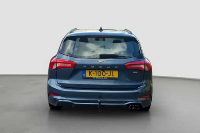 Ford Focus (2020) thumbnail 5