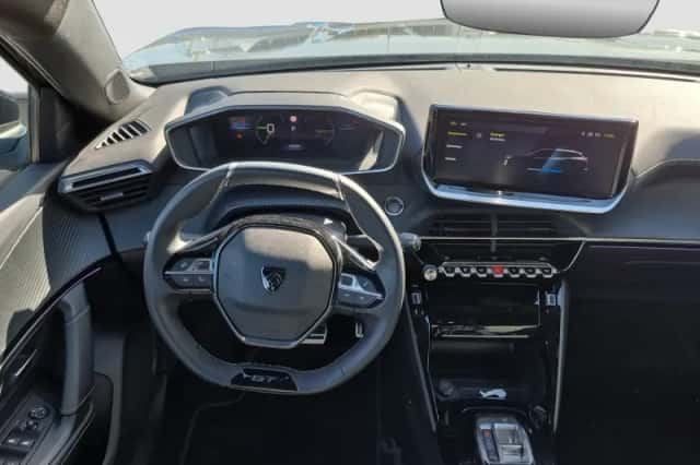 Peugeot e-2008 (2024) thumbnail 6