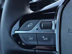 Peugeot e-2008 (2025) thumbnail 6