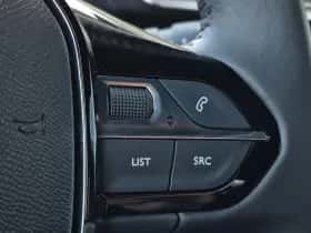 Peugeot e-2008 (2025) thumbnail 9