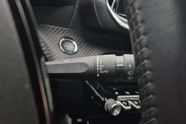 Peugeot 208 (2021) thumbnail 13