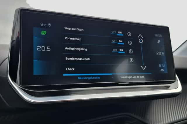 Peugeot 208 (2021) thumbnail 18