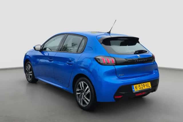 Peugeot 208 (2021) thumbnail 3
