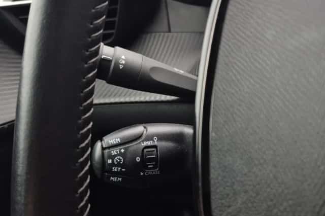 Peugeot 208 (2021) thumbnail 25