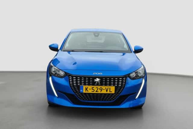 Peugeot 208 (2021) thumbnail 8