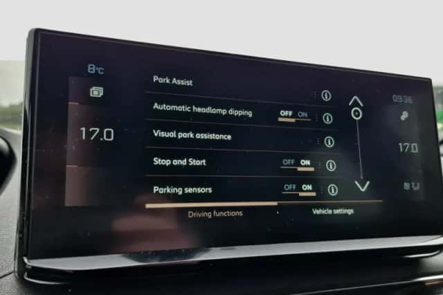 Peugeot 5008 (2022) thumbnail 15