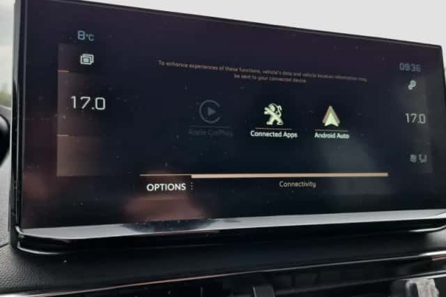 Peugeot 5008 (2022) thumbnail 19