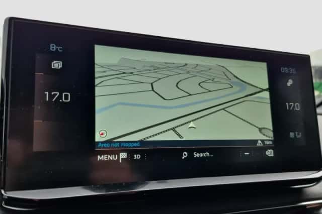 Peugeot 5008 (2022) thumbnail 27