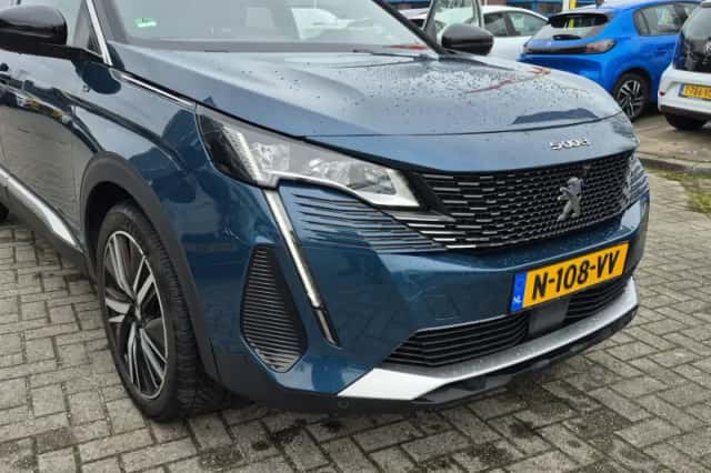 Peugeot 5008 (2022) thumbnail 37