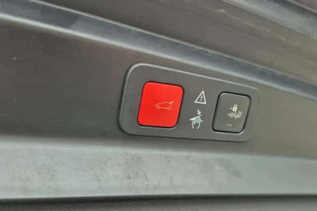 Peugeot 5008 (2022) thumbnail 38