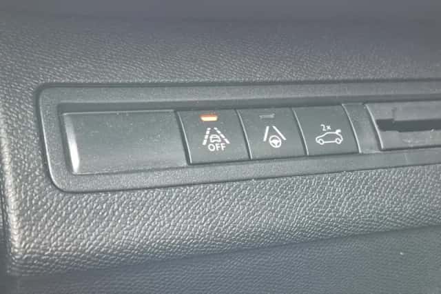 Peugeot 5008 (2022) thumbnail 40