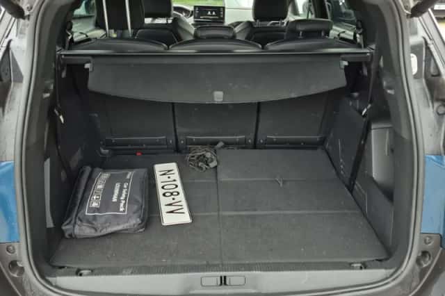 Peugeot 5008 (2022) thumbnail 41