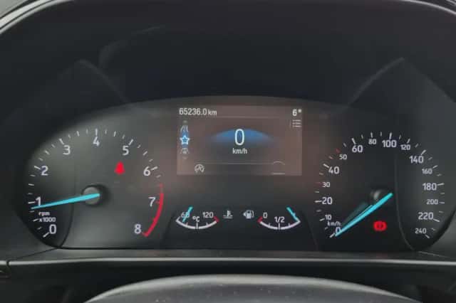 Ford Focus (2022) thumbnail 11