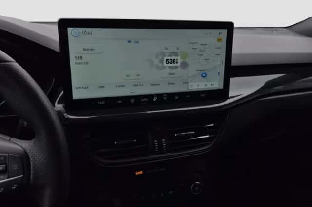 Ford Focus (2022) thumbnail 17