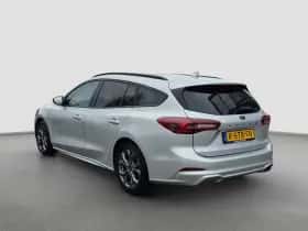 Ford Focus (2022) thumbnail 5