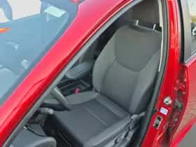 Toyota Yaris (2022) thumbnail 15