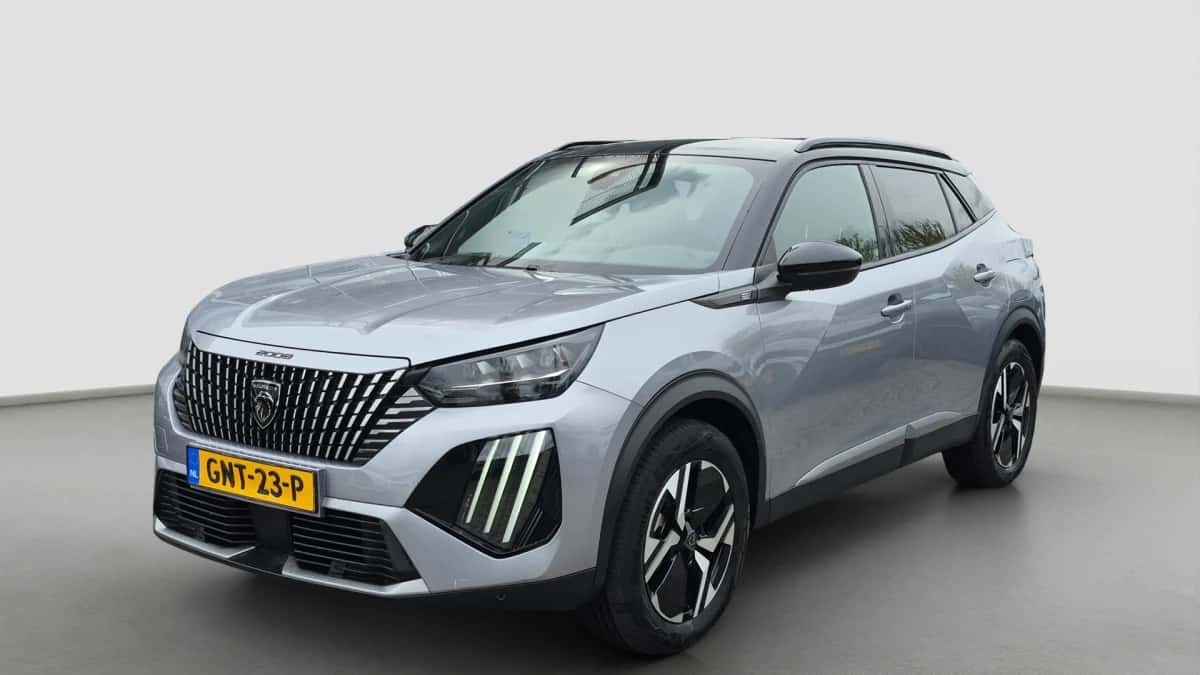 Peugeot e-2008 (2024) — foto 1