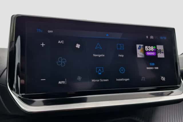 Peugeot e-2008 (2024) thumbnail 30