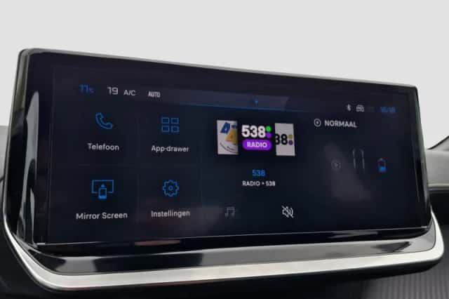 Peugeot e-2008 (2024) thumbnail 31