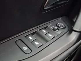 Peugeot e-2008 (2024) thumbnail 32