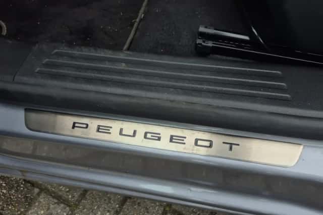 Peugeot e-2008 (2024) thumbnail 34