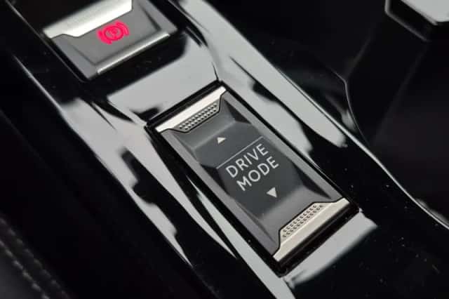 Peugeot e-2008 (2024) thumbnail 40