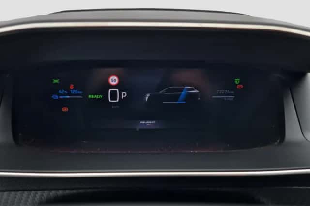Peugeot e-2008 (2024) thumbnail 9