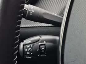 Peugeot 2008 (2020) thumbnail 12