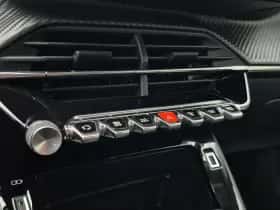 Peugeot 2008 (2020) thumbnail 30