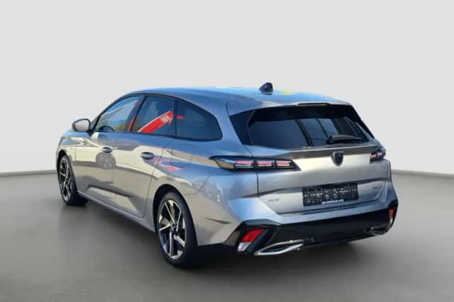 Peugeot 308 (2023) thumbnail 2