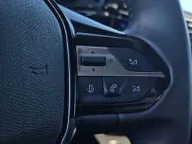Peugeot 308 (2023) thumbnail 14