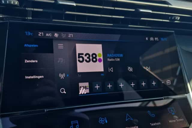 Peugeot 308 (2023) thumbnail 15